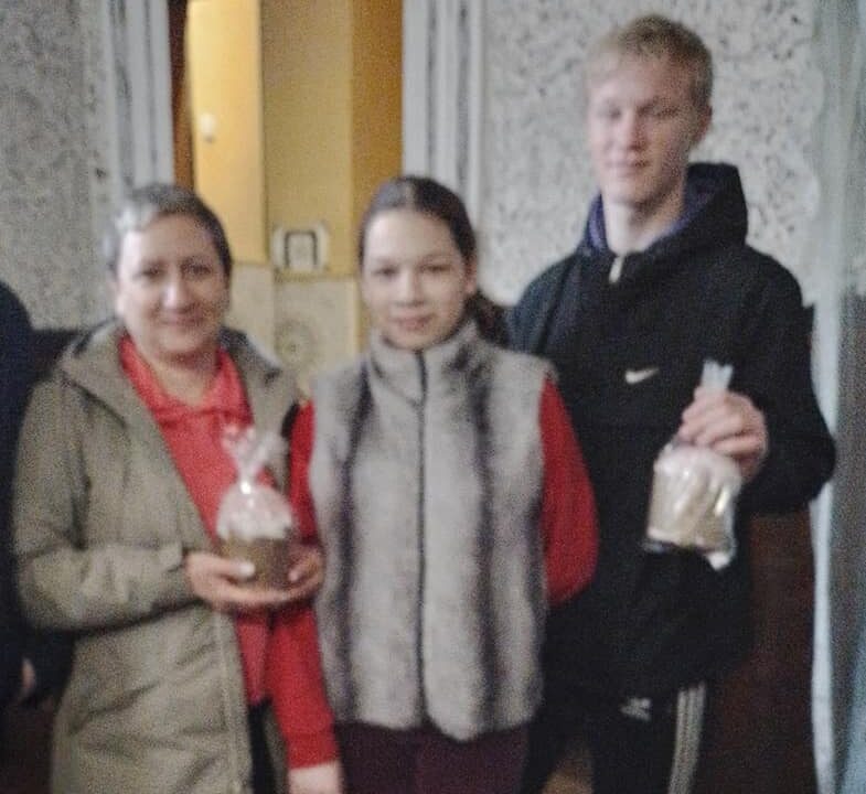 Гуляйпільської спеціальної загальноосвітньої школи-інтернату із батьками та вихователями.